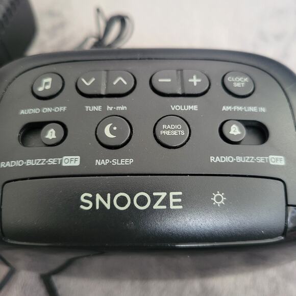 Set of 2 World Travel Clock Currency Converter Worldtime & Plug In Digital Clock - Picture 2 of 16